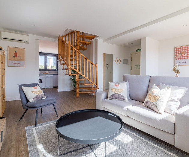 Apt. 2BR duplex w/terrace 4 Torres by CH
