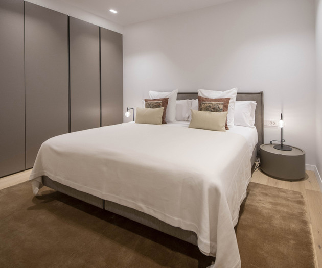 Bedroom with large bed