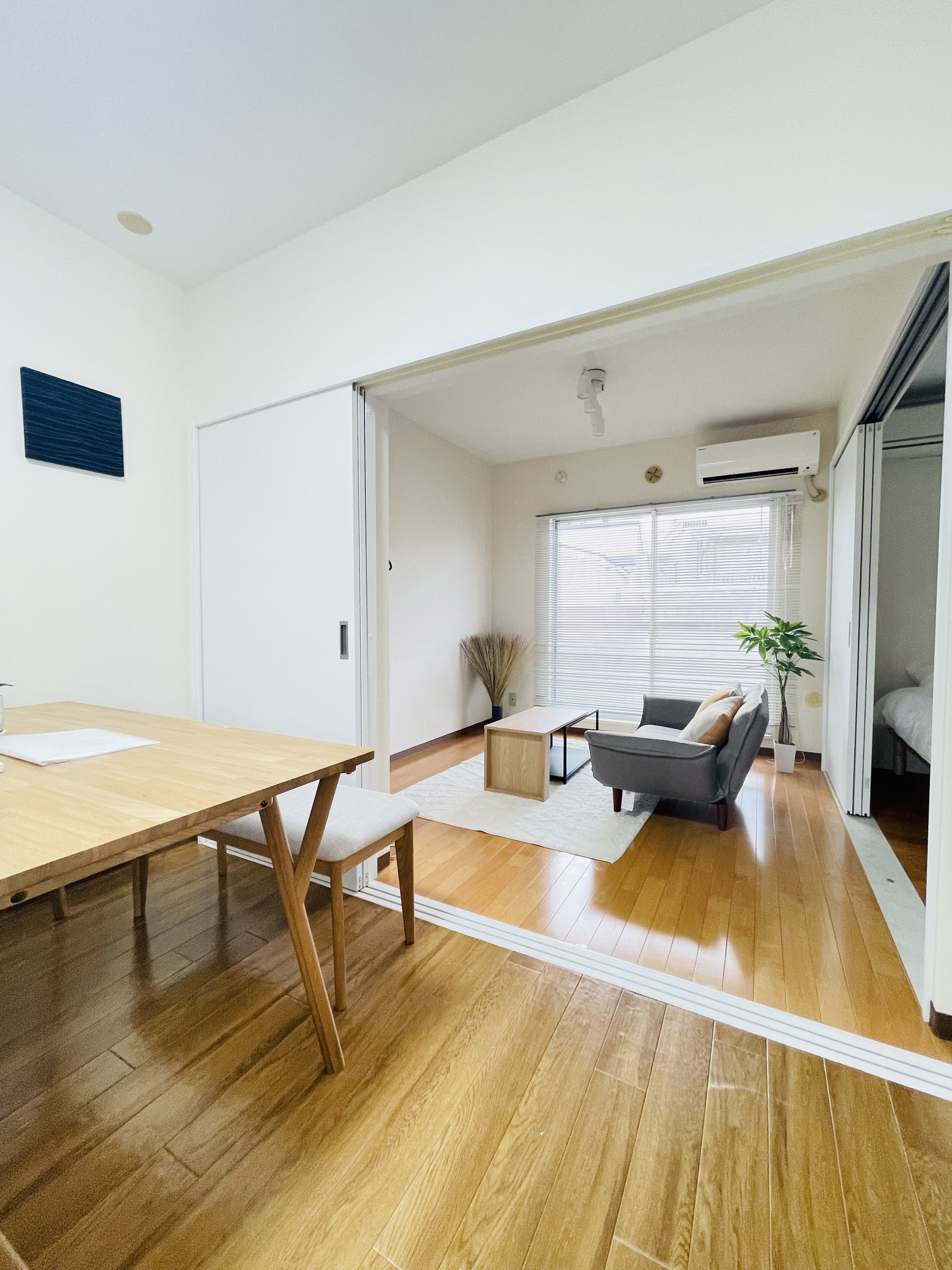 Open plan dining and living room