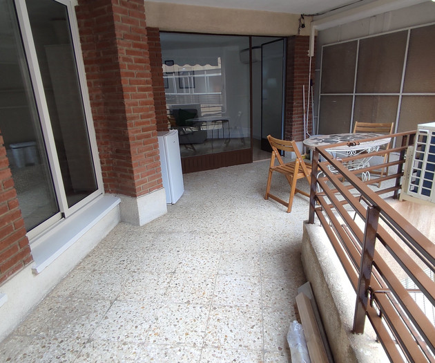 Double bedroom with private bathroom