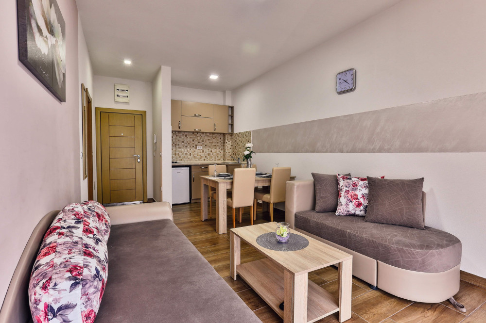 "Apartment 32" 90m from Sutomore beach preview