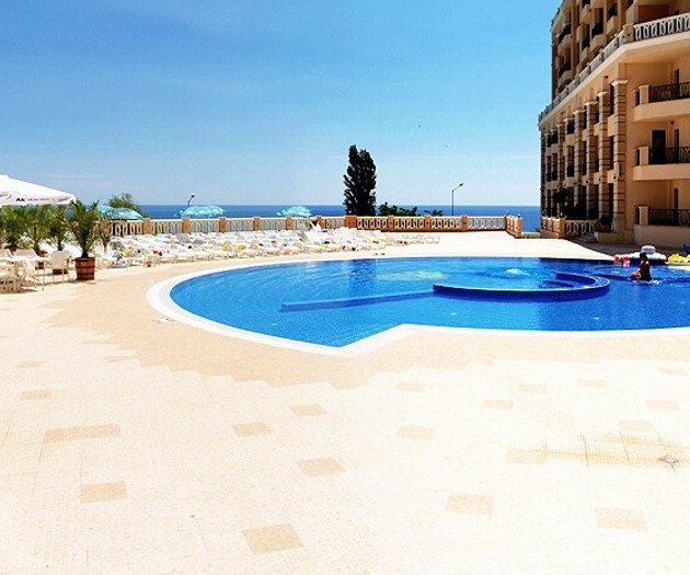 Cabacum Beach Residence Beachfront Escape w/ Pool