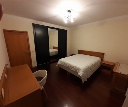 Quartos para arrendar - Braga