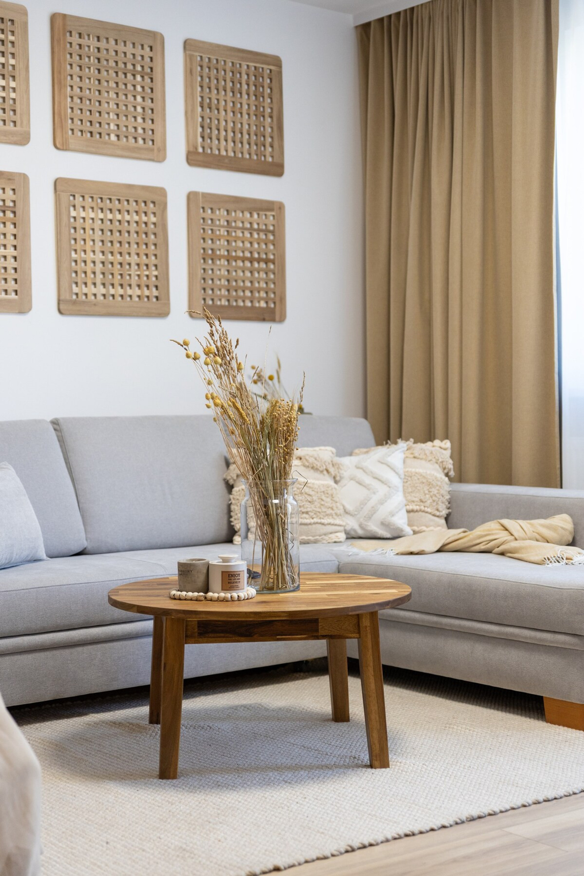 Living area image 1