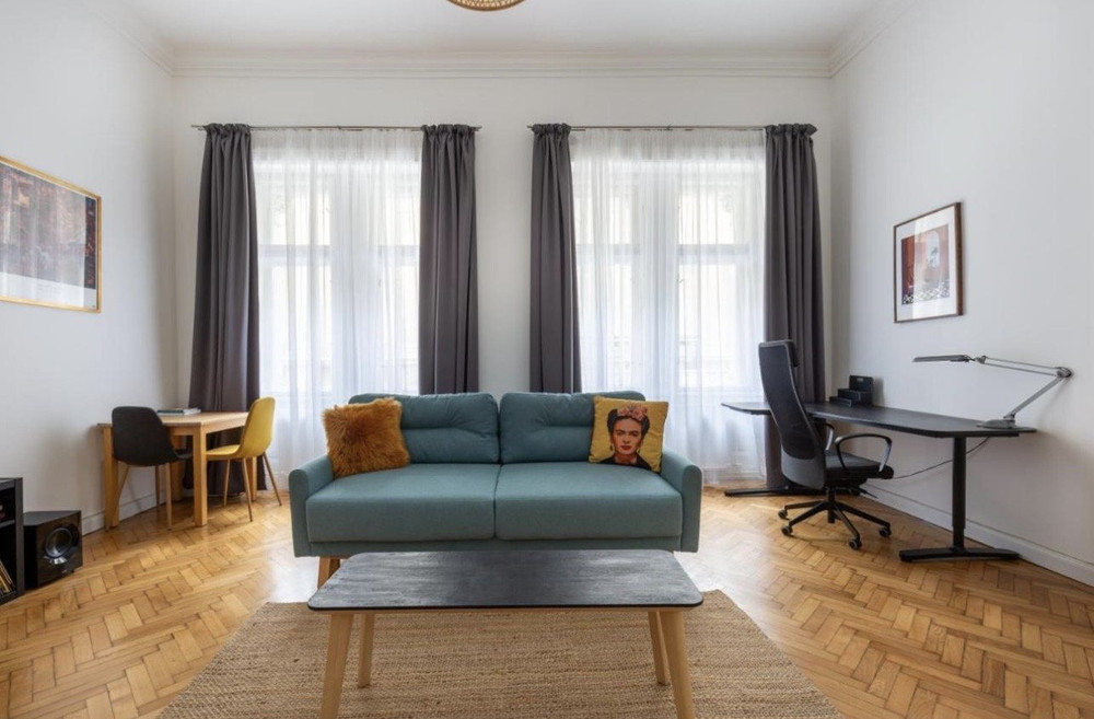 Budapest Opera Apartment preview