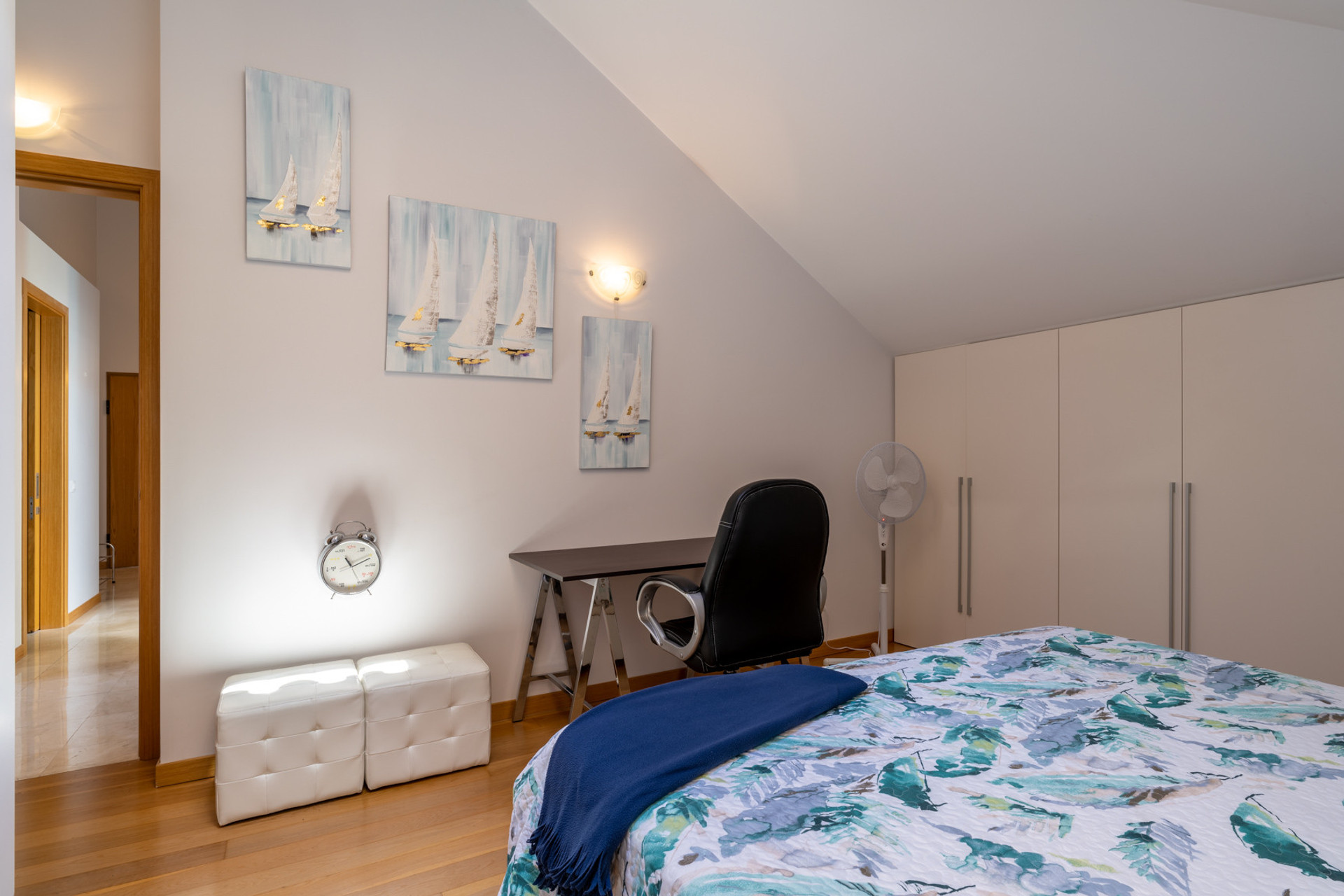 Bedroom with Private Bathroom