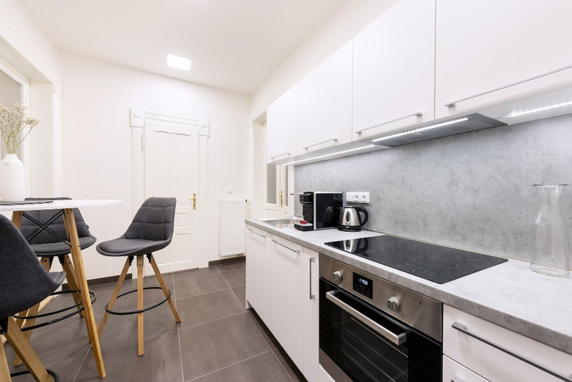 Apartment 44