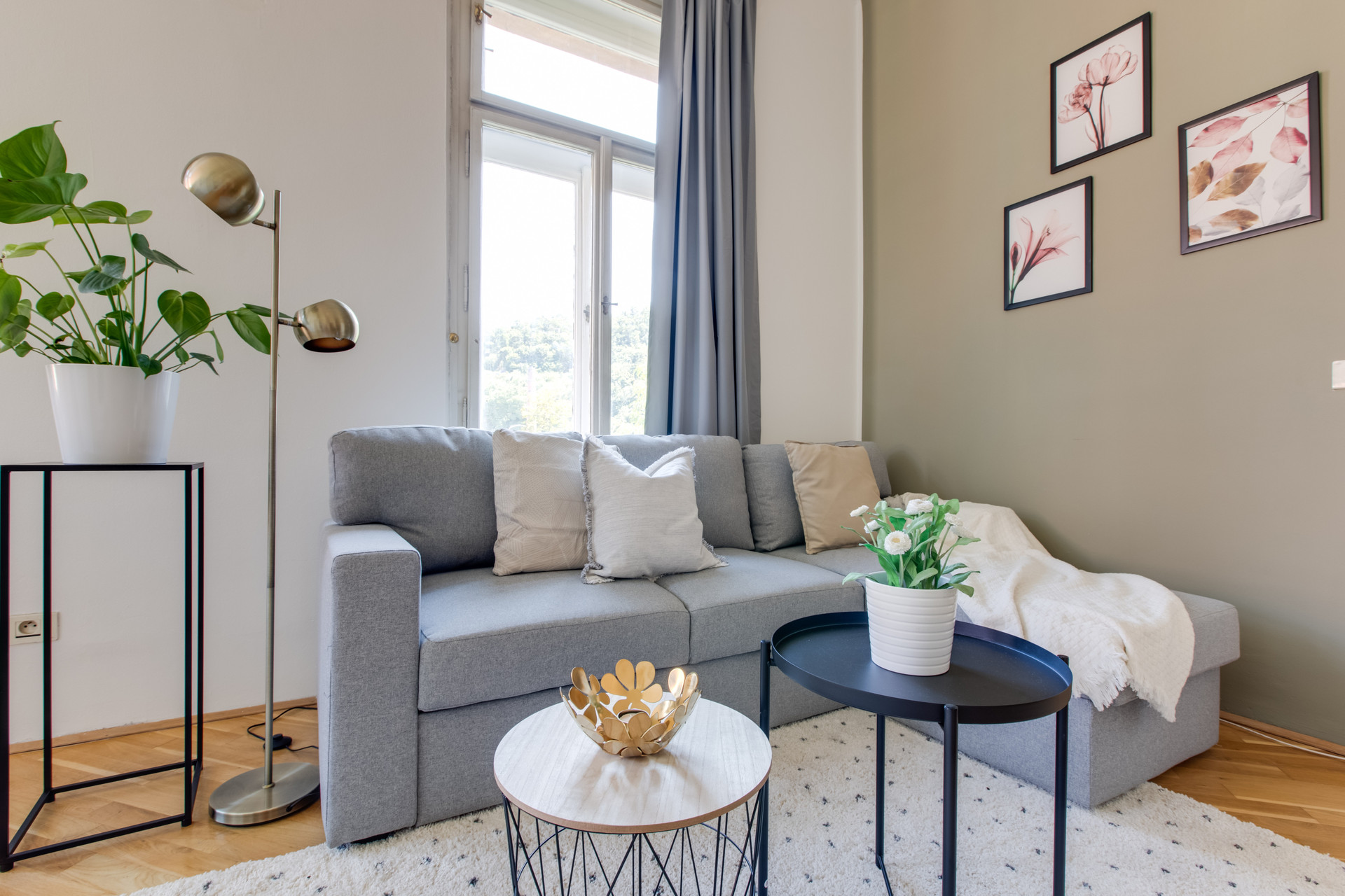 living & dining area