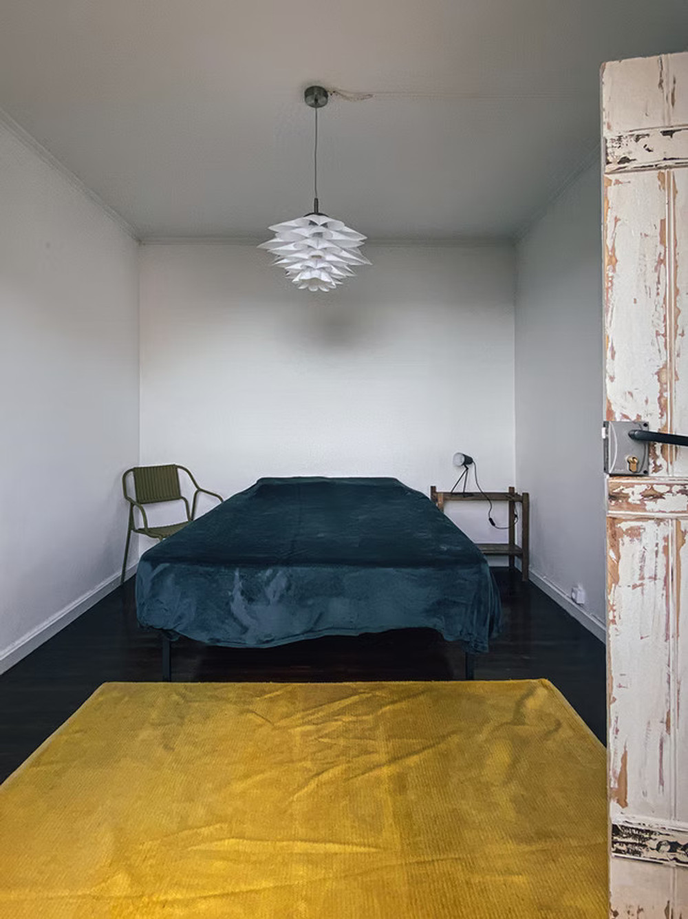 Room 1 in coliving and coworking preview