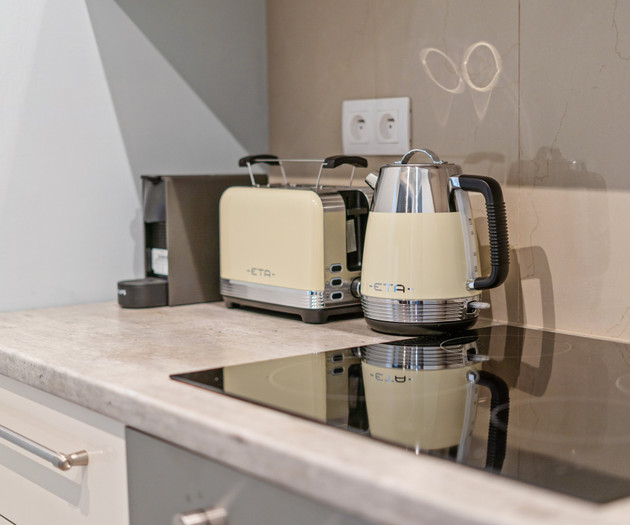Modern Downtown 2BR Apartment Steps from Wenceslas