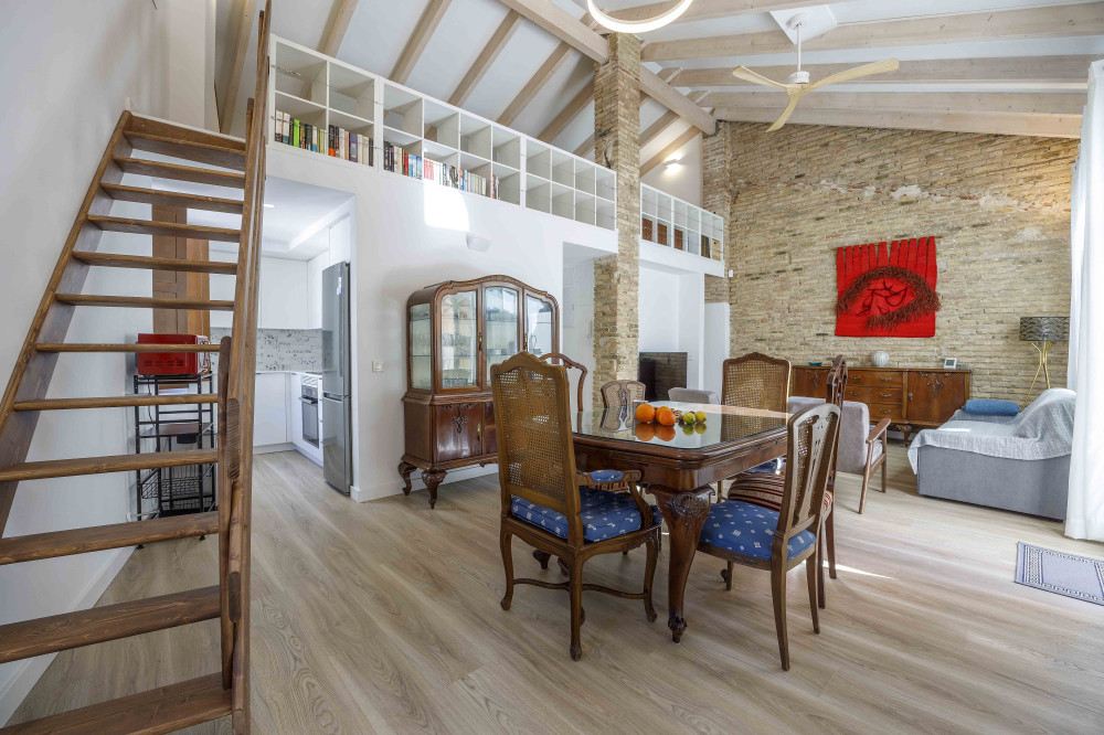 Renovated apartment with terrace and 3 bedroom preview