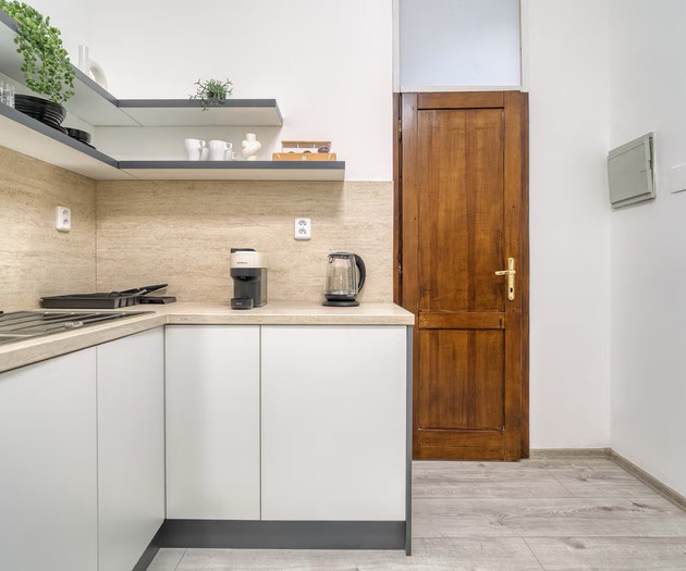 KYRA Studio Apartment