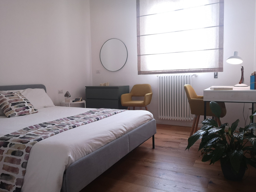 Modern flat with a view of the old town preview