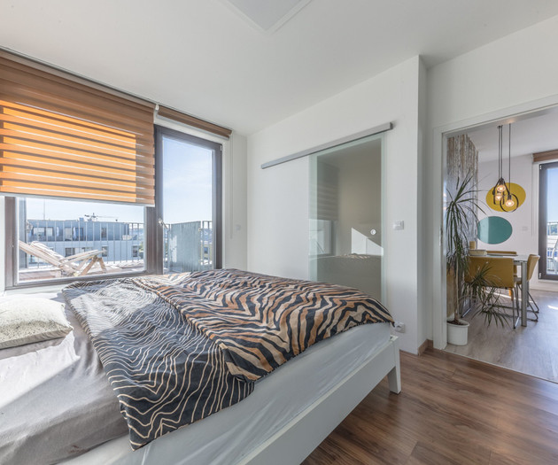 Cozy Apartment with Sunny Terrace & Parking