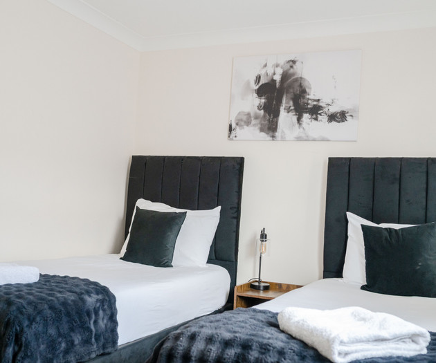 The Ipswich Snug Spacious 3BR Retreat FREE Parking