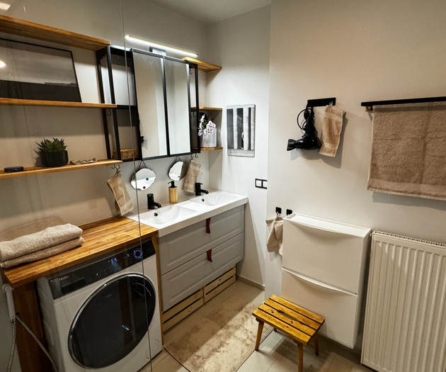 Spacious Family-friendly Apartment, Free Parking