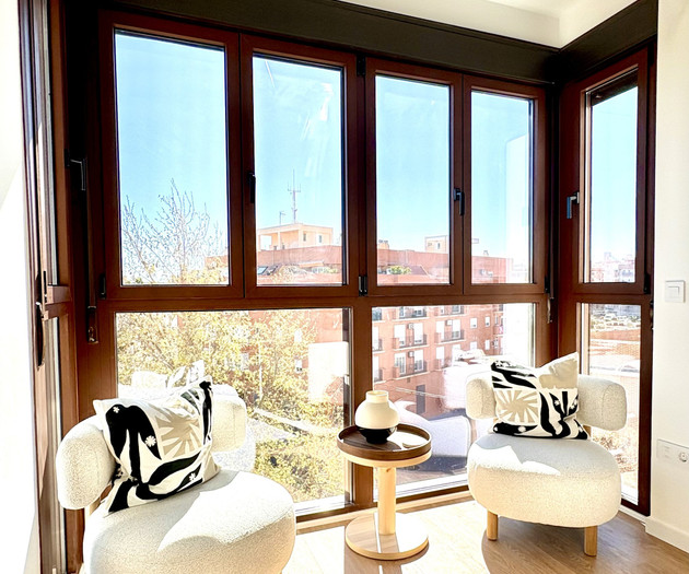 NEW Bright Modern Retreat at Malvarrosa Beach