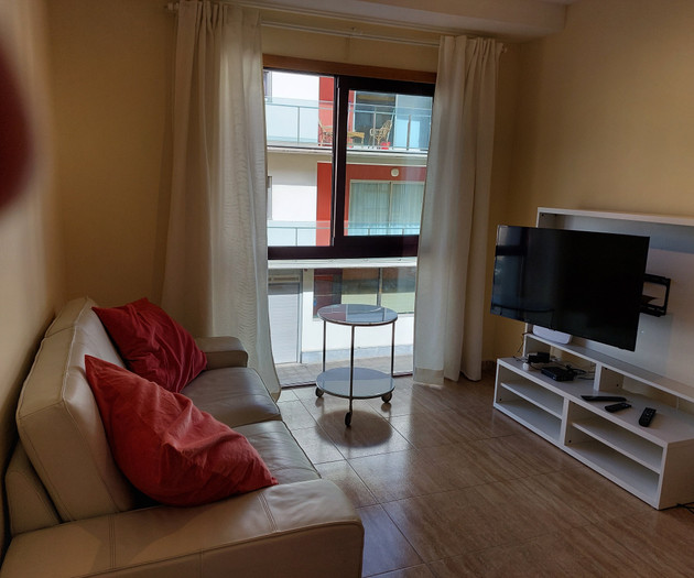 LA PALMA TAZACORTE SUPERB FLATSHARE WOMEN ONLY