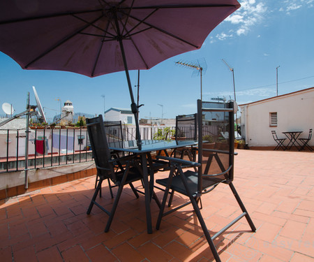 Renovated Penthouse 30m2 with communal terrace