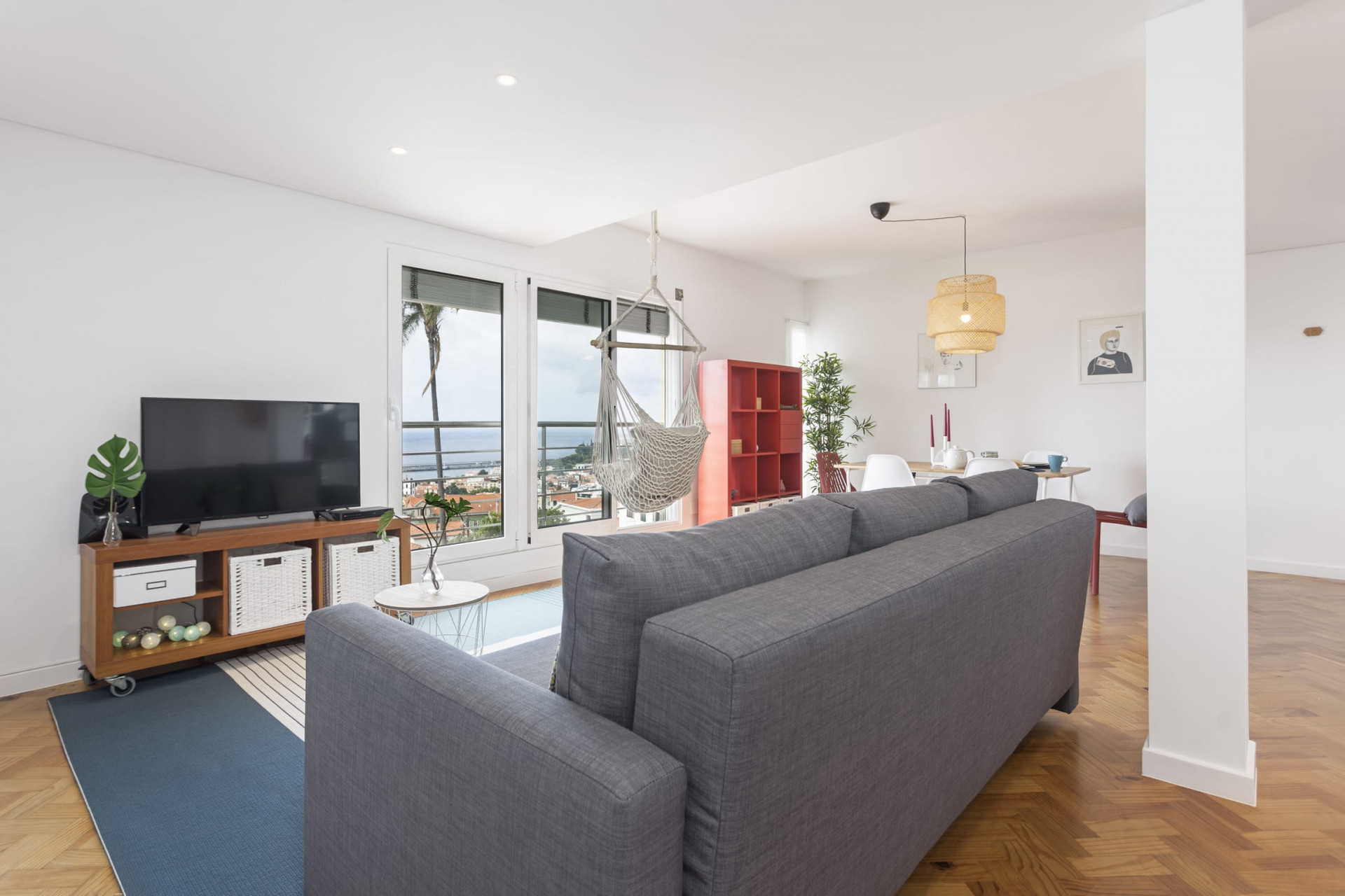 Livingroom with a TV