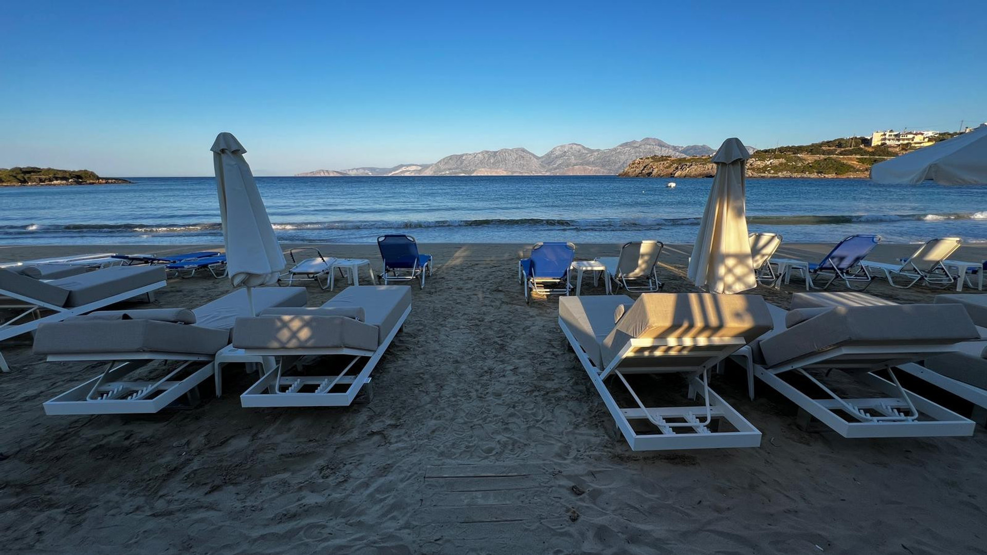 sun beds