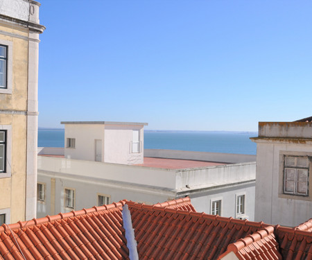 3 bedroom & terrace in Alfama - First floor