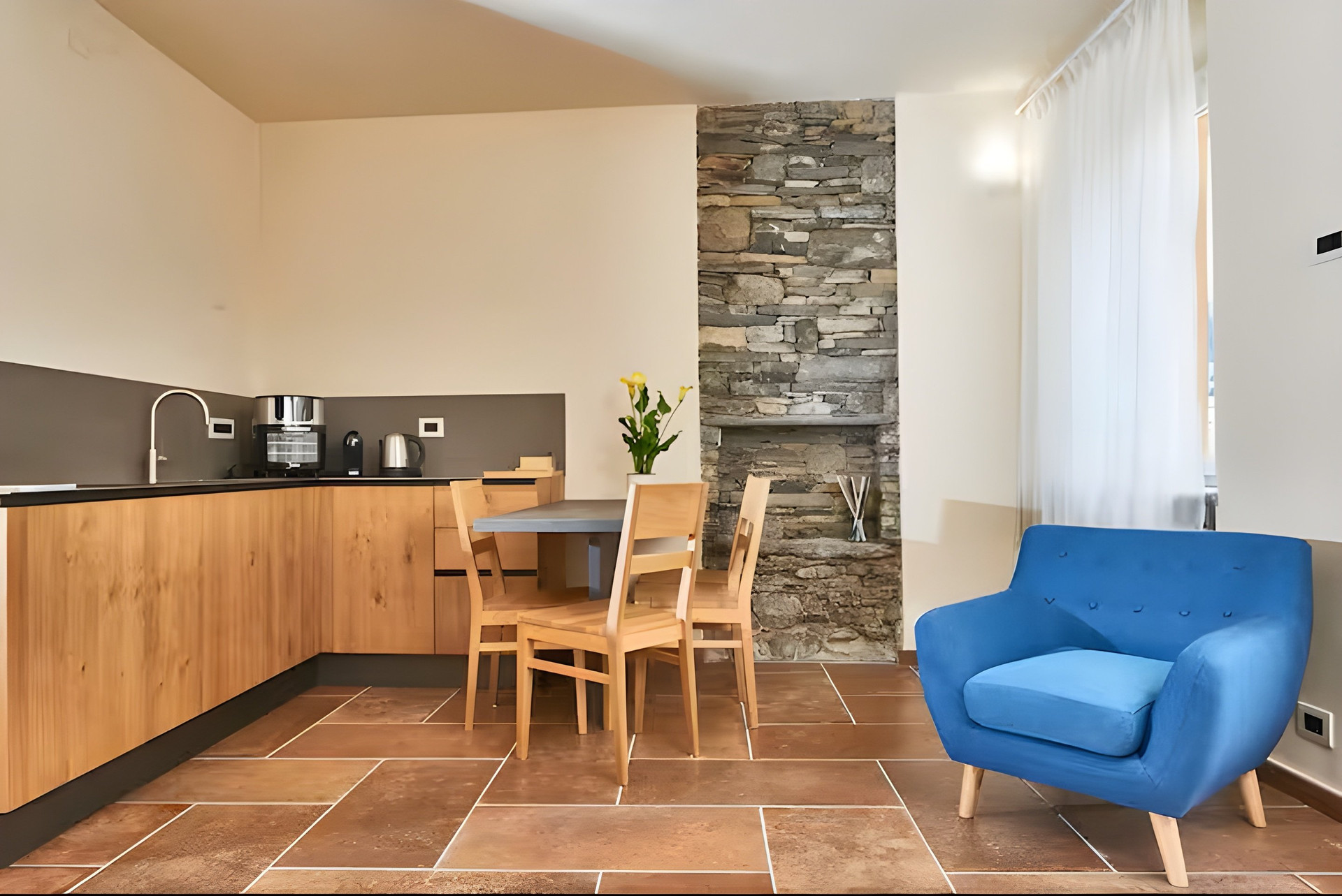 Open plan kitchen dining living area