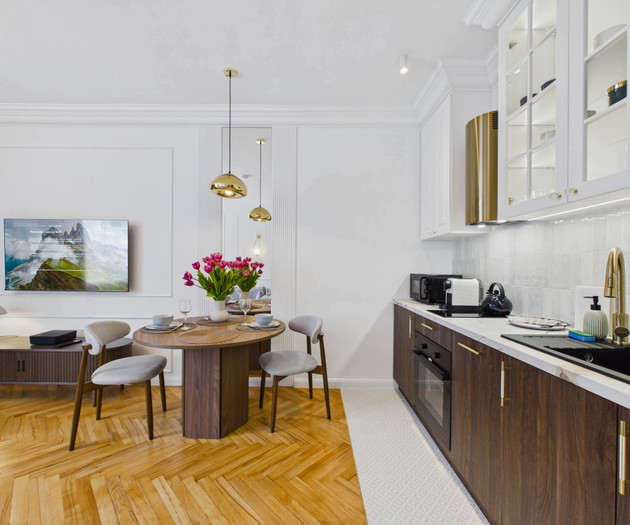 Paris in Warsaw Apartment near Hala Mirowska