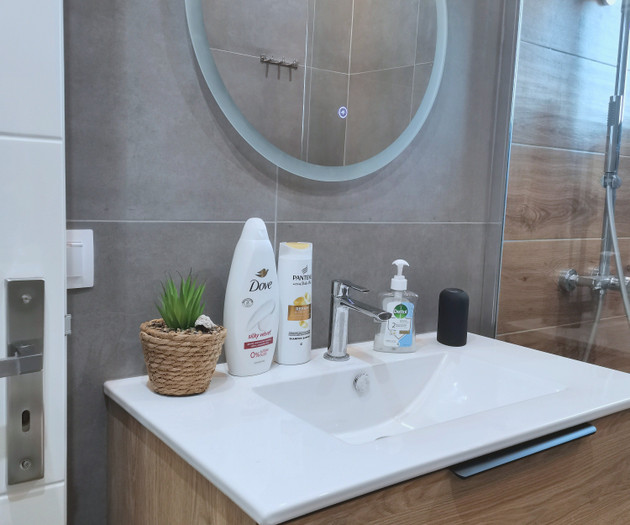 Corner Nest Preveza – Balcony, Parking & Wi-Fi