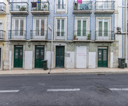 Lovely Patio Getaway in Lisbon Centre