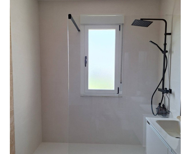 Shower with window