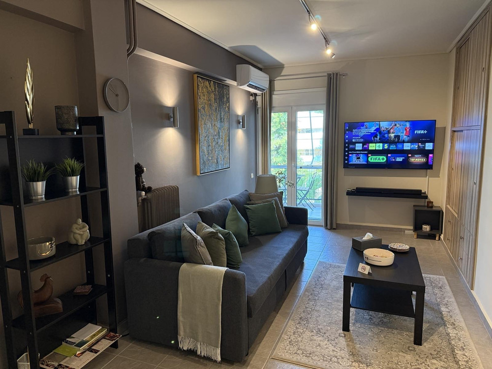 Charming apartment in Glyfada preview