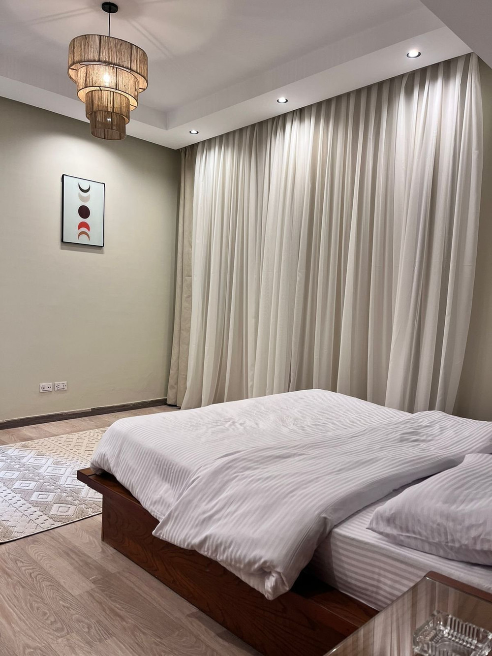 Soothing 3-bedroom apartment with AC in charming G preview