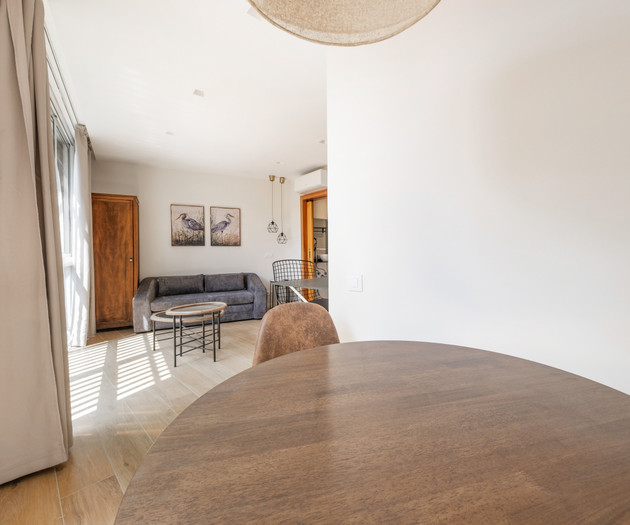 Confy attic with terrace 1 bedroom right in Born