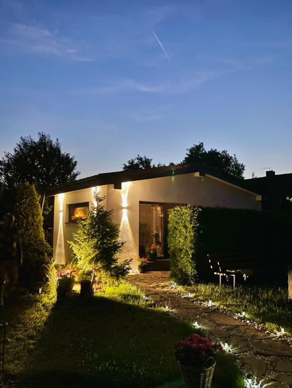 Quiet Garden Flat • Wi-Fi & Work • Near Slovak preview