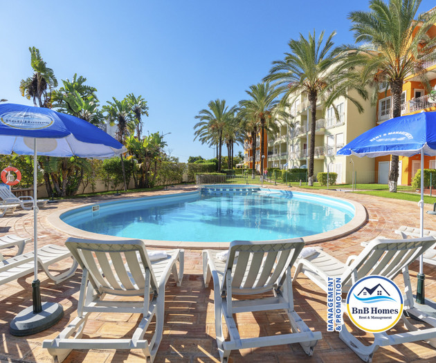 BnB Homes apartment with cozy Terrace & pool