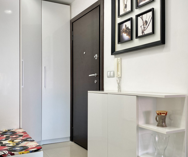 Entire Apartment for 4 Guests in Sofia, Banishora