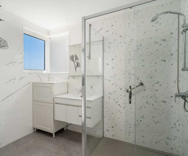 Vista Bonita - Modern apartment with ocean and mou