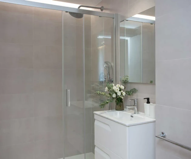 JLL10 Modern flat near Turia Gardens, La Petxina