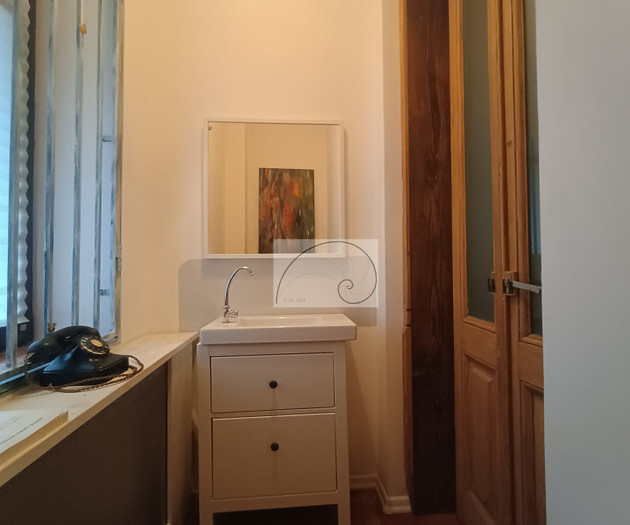 Elegant Duplex in Villa • Central Bucharest