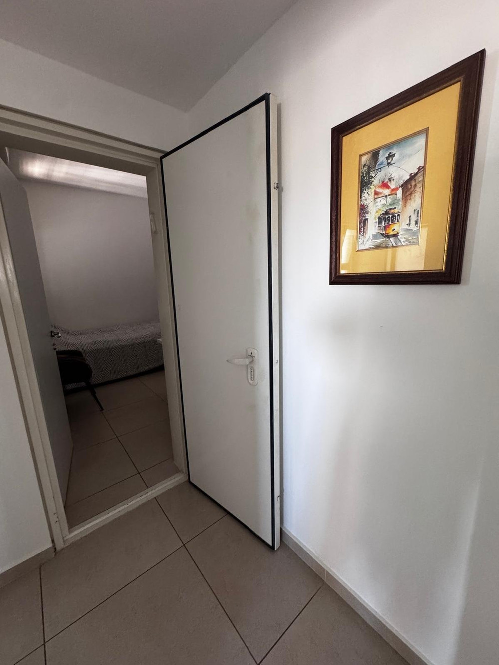 Netanya Center 4BR Apt | Beach & Parking preview