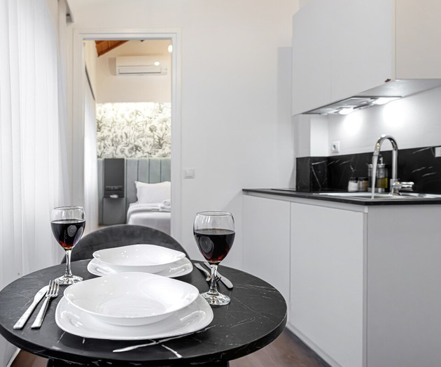 Kriel Suites by Liv Homes 301