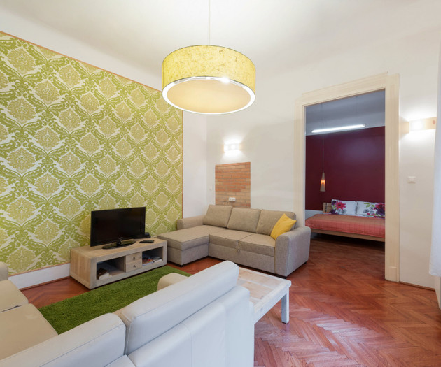 75 nm2 Spacious urban flat , Corvinus, Elte, VET
