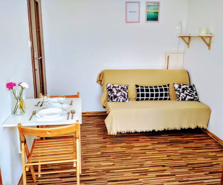 VITALIA APARTMENTS BOBROWIECKA - ROOMS FOR RENT