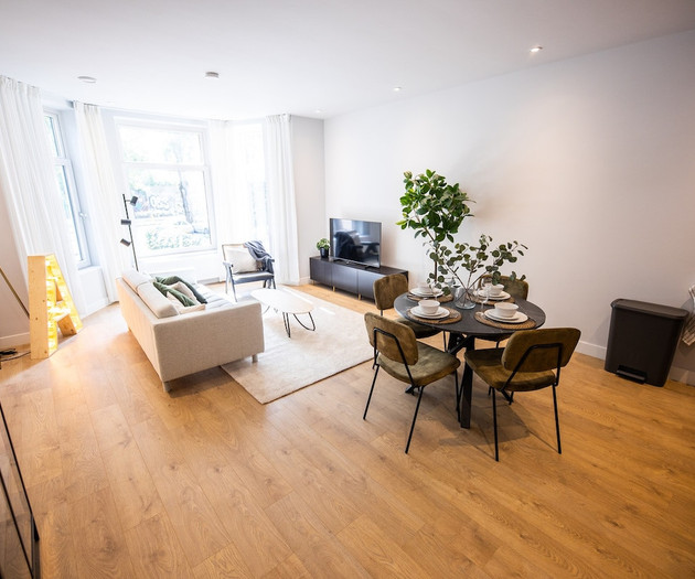 Sleek City Center 2BDR Apartment VP