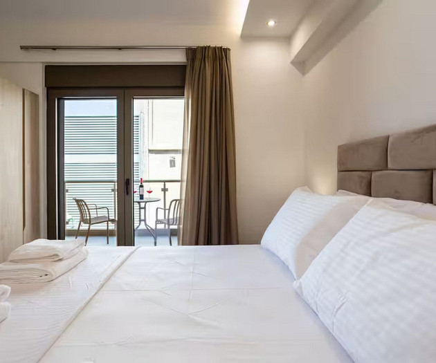 Modern Flat with Private Parking & Huge Terrace