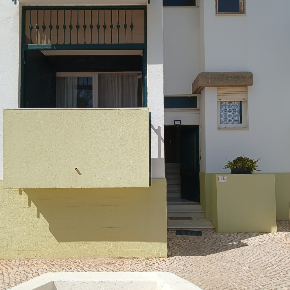 Oceanfront Apartment with Sea Views & Private Park preview