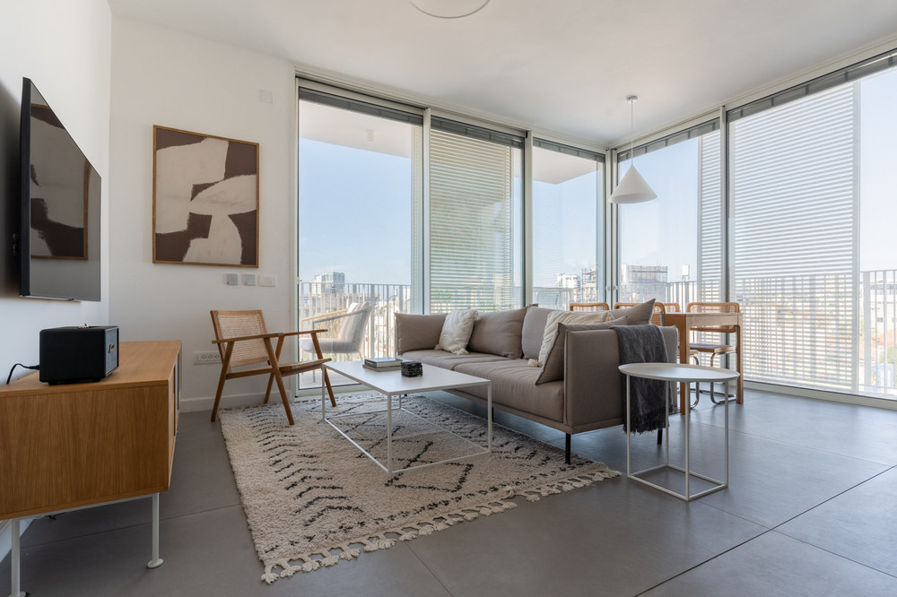 Blueground | Tel Aviv, balcony,nr Carmel Market-35 preview