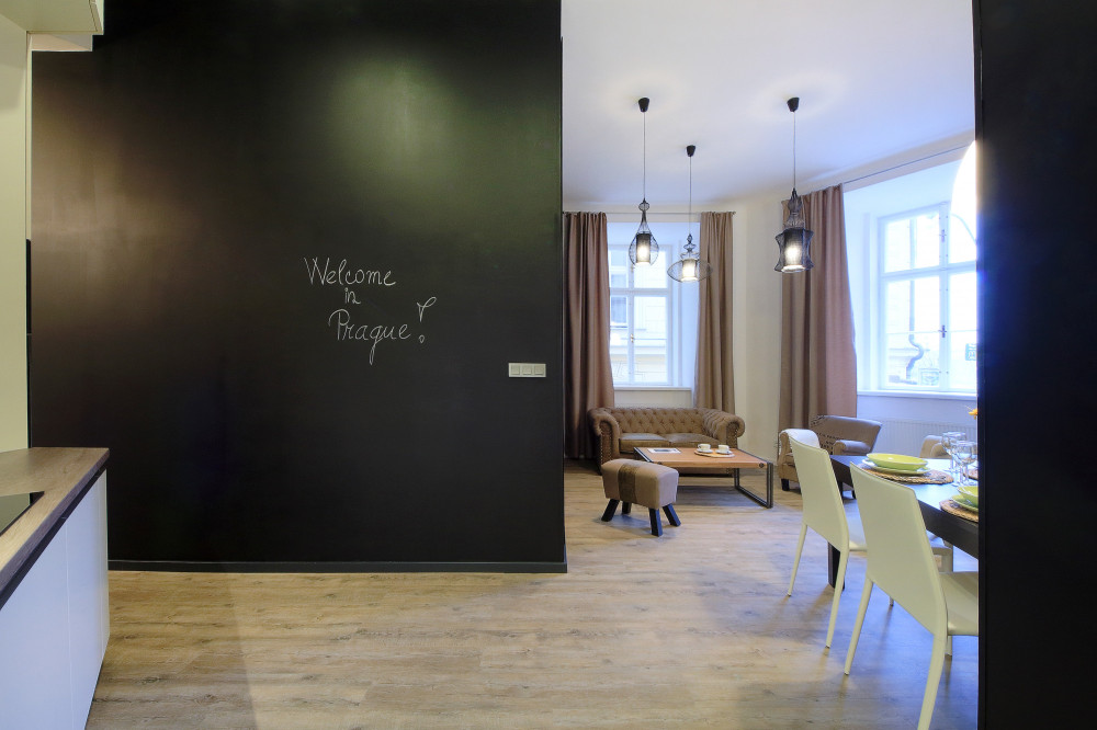 Spacious apartment 5 + kk near Charles Bridge preview