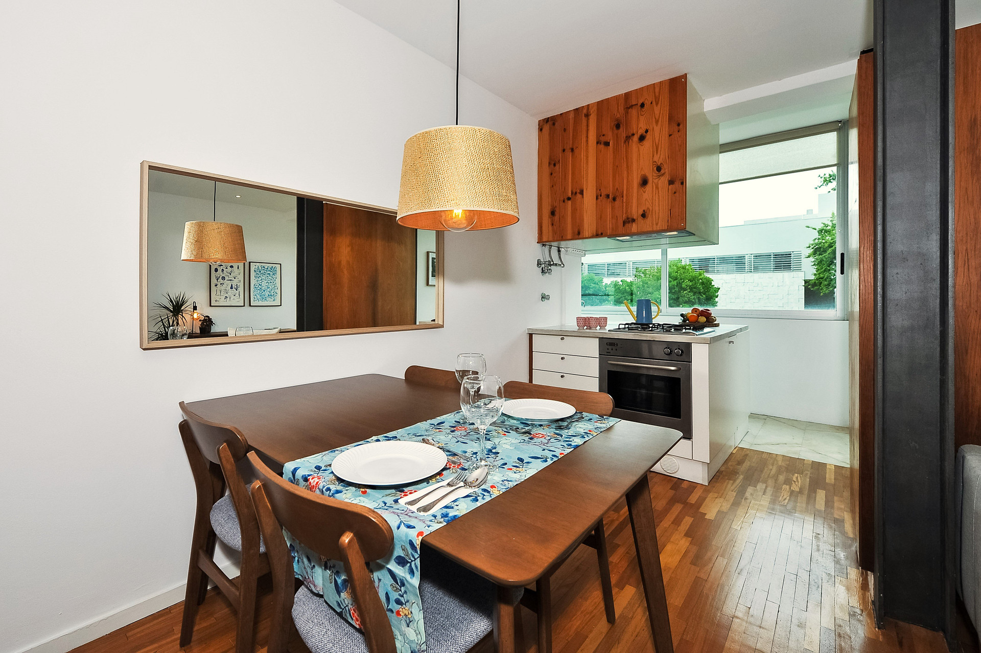 Sitting room and kitchen